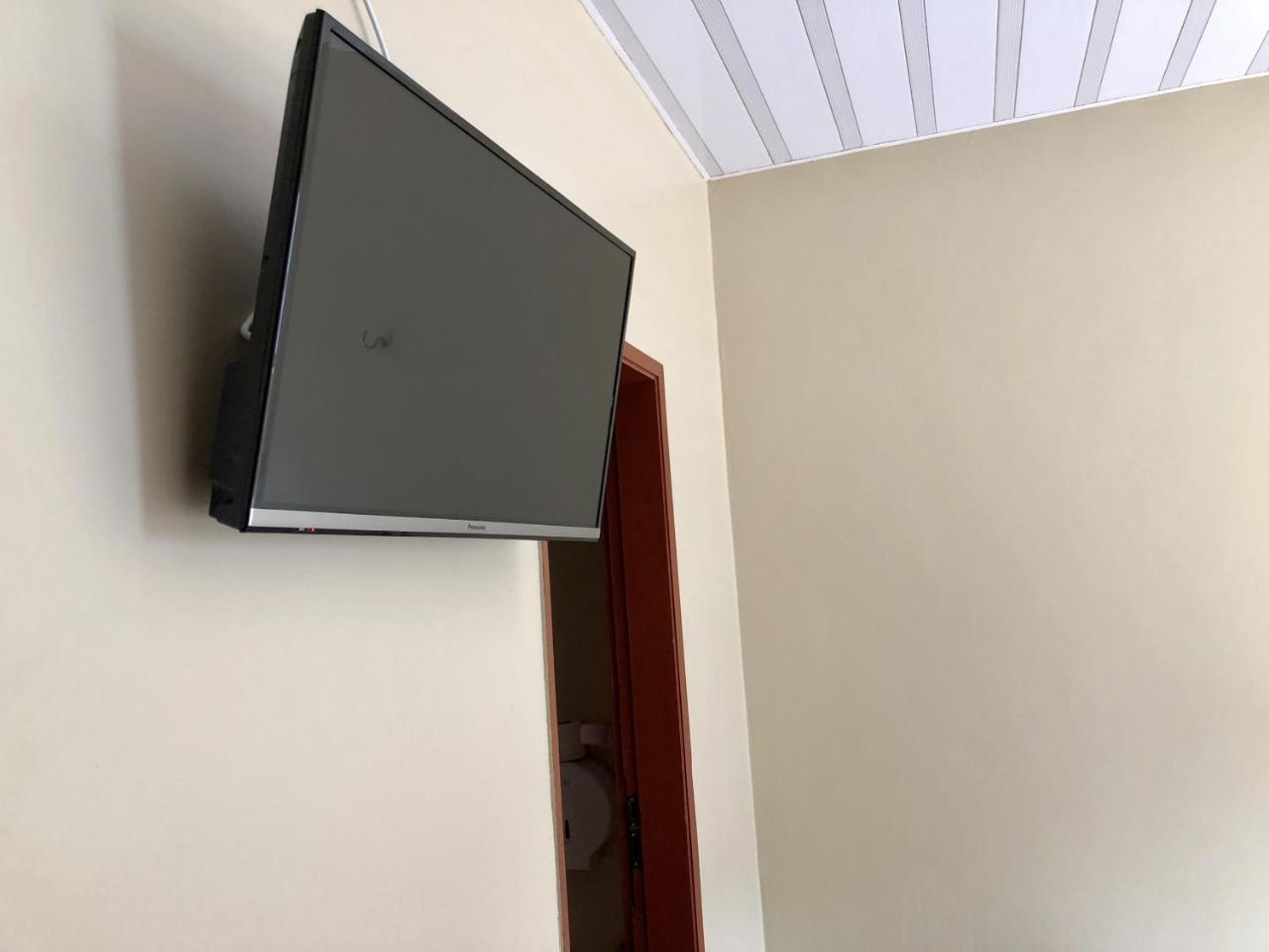 Hotel Fortaleza II Nin Ngoại thất bức ảnh